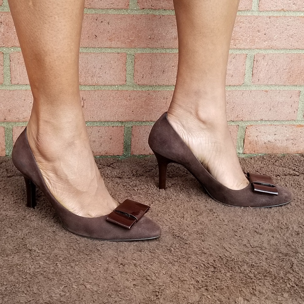 NEW ANNE KLEIN NEW YORK SUEDE PUMPS HEELS SHOES BROWN SIZE 6.5